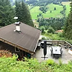 Wasserfallhuette Saalbach