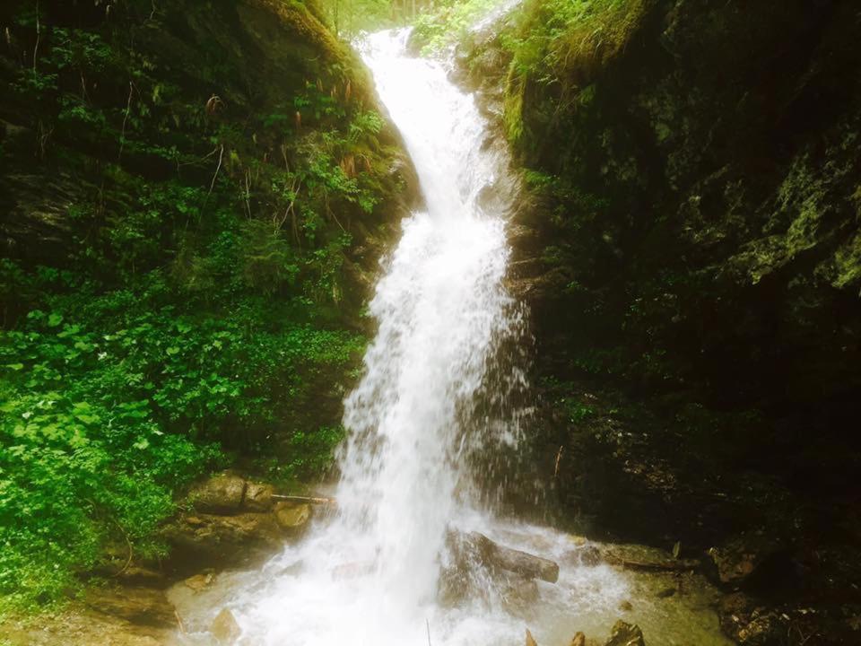 Wasserfallhuette